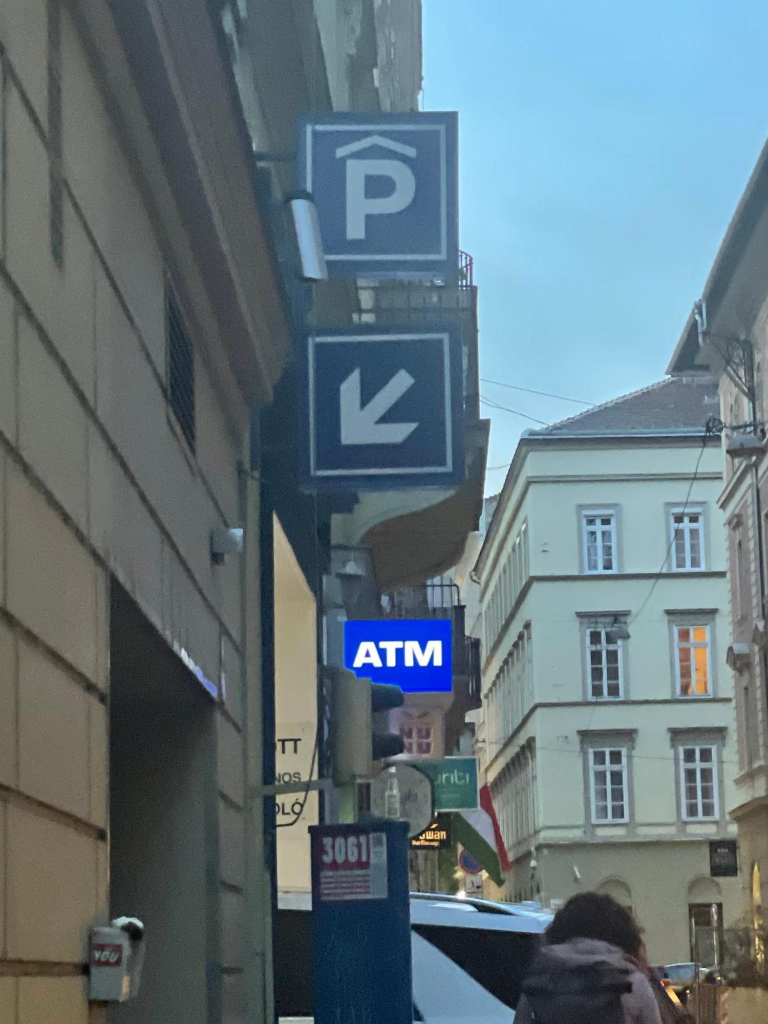 Wonder Deer Luxury Apartment At The Opera Self Check-In Budapest Exteriör bild
