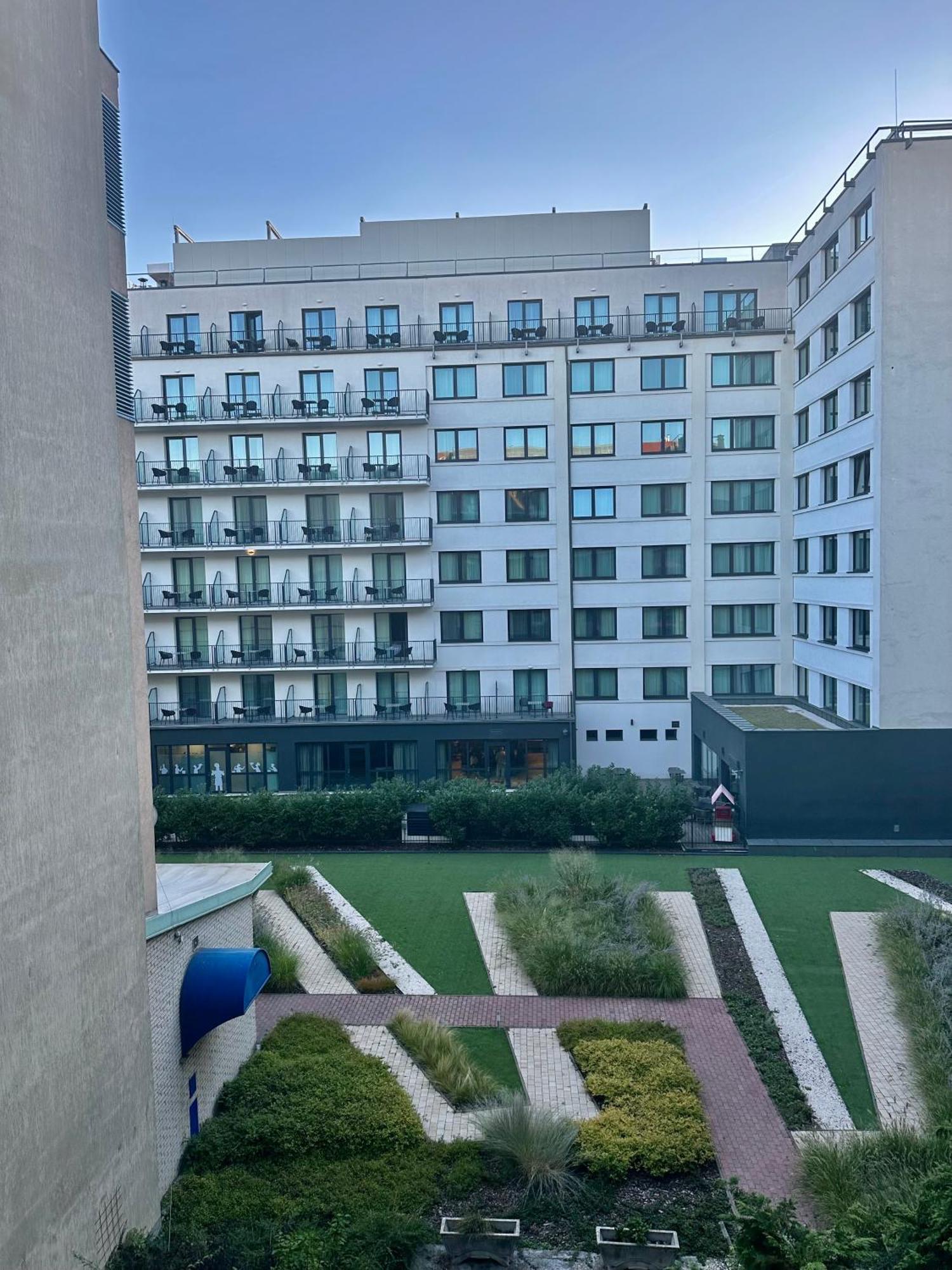 Wonder Deer Luxury Apartment At The Opera Self Check-In Budapest Exteriör bild