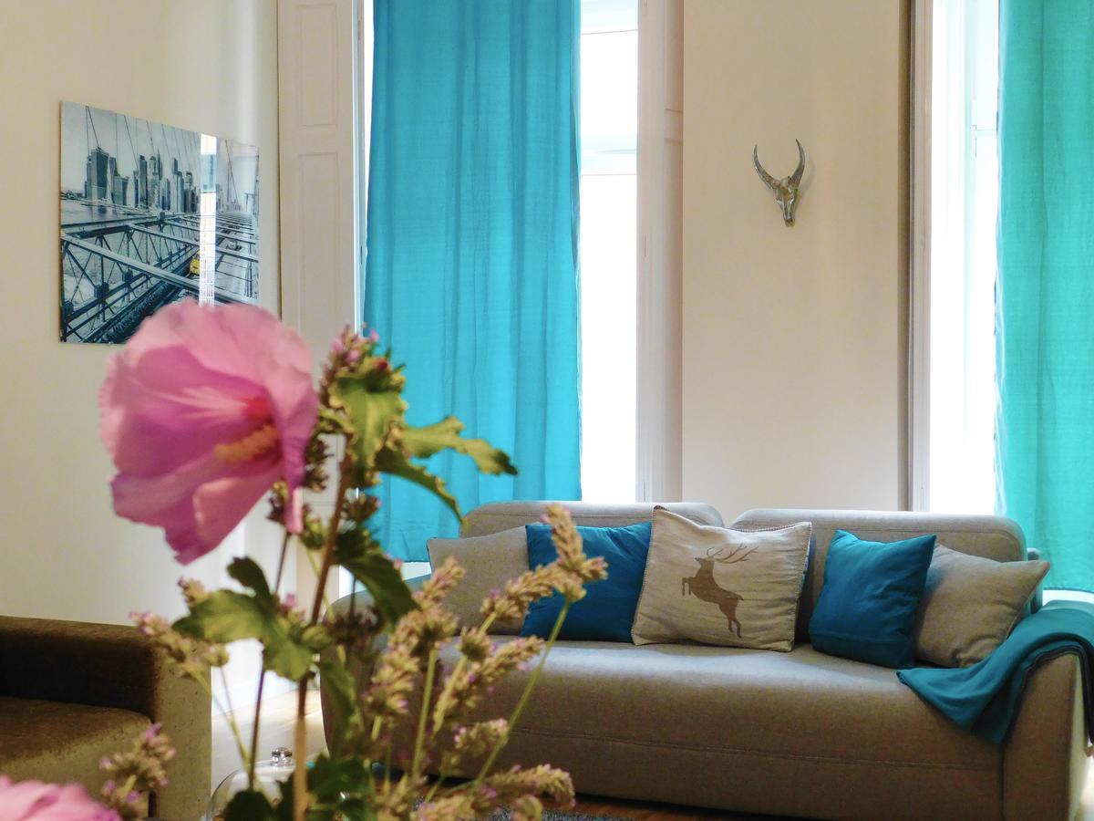 Wonder Deer Luxury Apartment At The Opera Self Check-In Budapest Exteriör bild