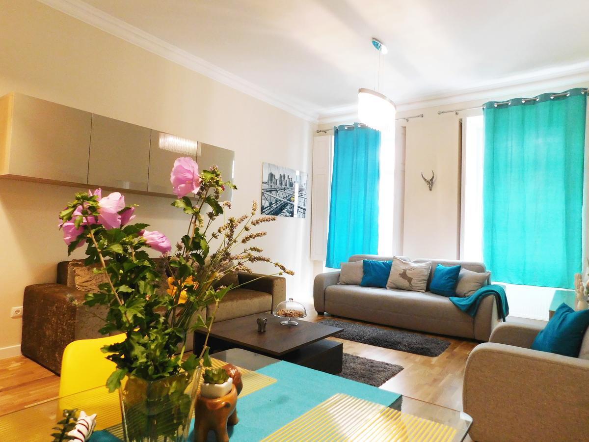 Wonder Deer Luxury Apartment At The Opera Self Check-In Budapest Exteriör bild